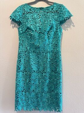 Teal Lace Sheath Dress - Women's Elegant Cocktail Dress. PTP 17”, Length 39” EUC
